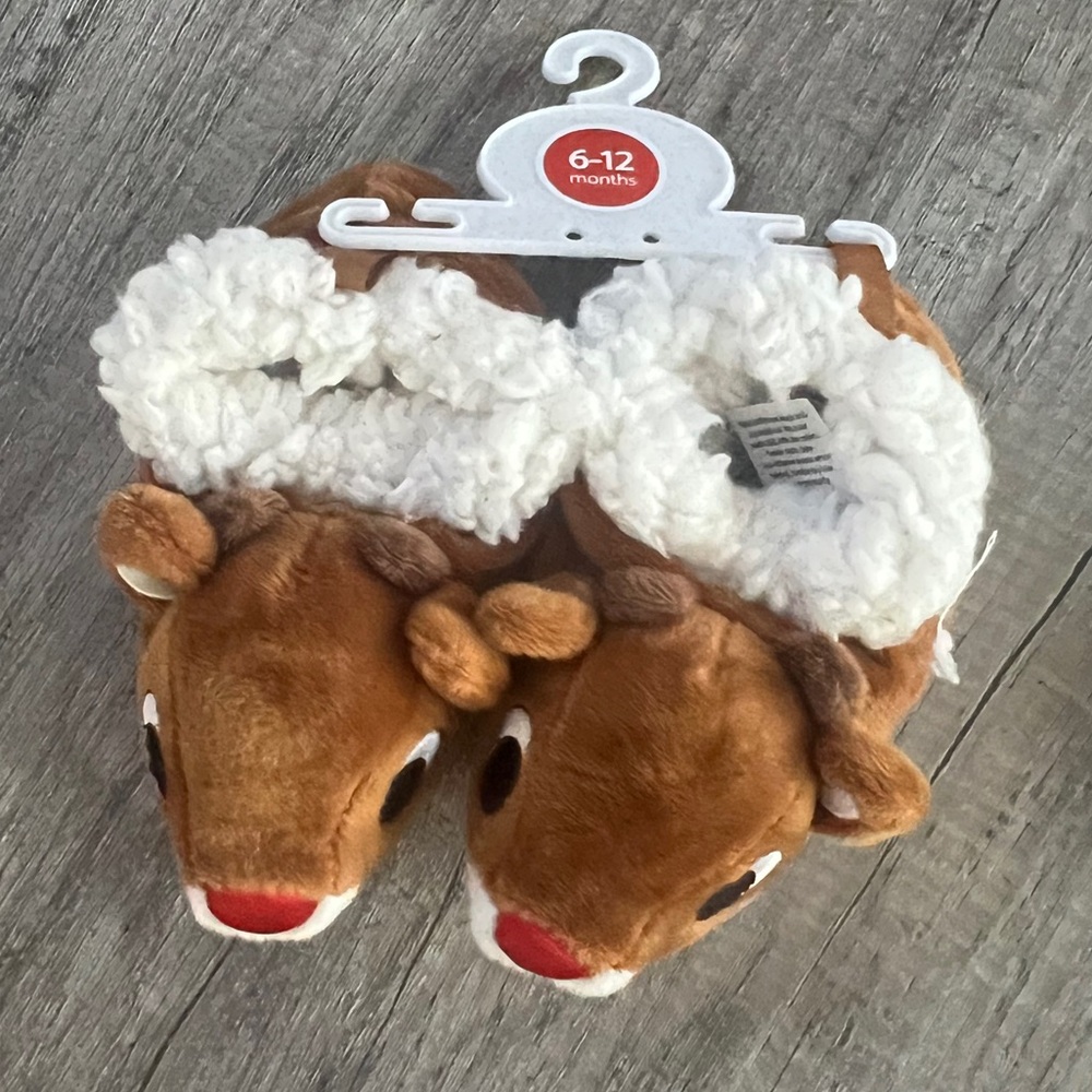 NWT reindeer slippers
